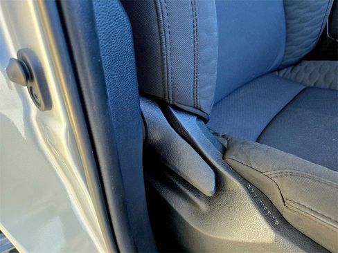 Used 2022 Toyota Tundra SR5 w/ SR5 Convenience Package image 27