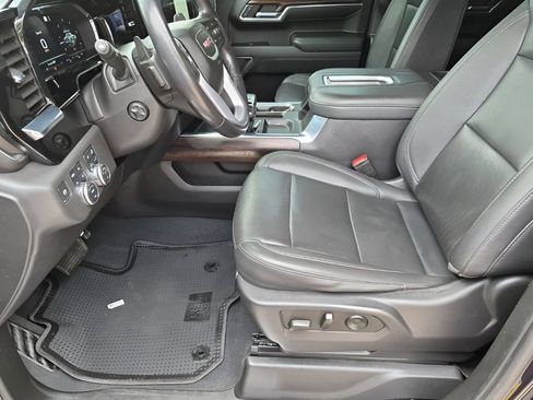 Used 2022 GMC Sierra 1500 SLT w/ SLT Convenience Package AWD/4WD image 35