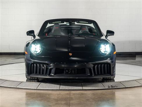 Certified 2025 Porsche 911 Carrera 4 GTS AWD/4WD image 10