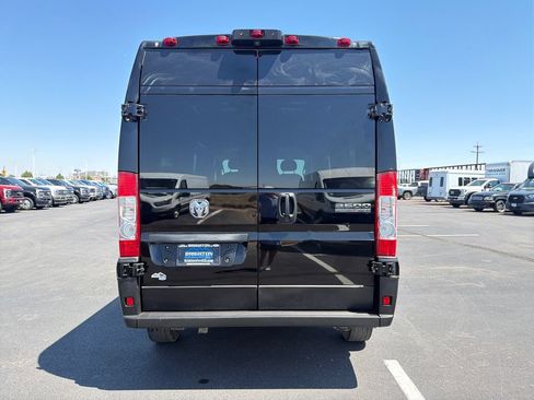 Used 2023 RAM ProMaster 2500 FWD image 4