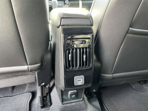 New 2026 Jeep Compass Latitude image 29