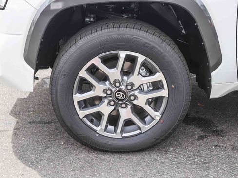 New 2026 Toyota Tundra 1794 Edition AWD/4WD image 18