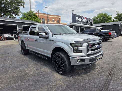 Used 2016 Ford F150 XLT AWD/4WD image 4