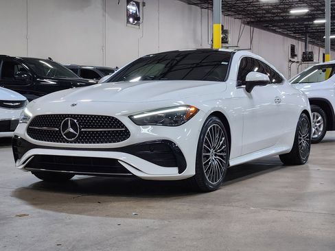 Used 2024 Mercedes-Benz CLE 300 4MATIC Coupe image 4