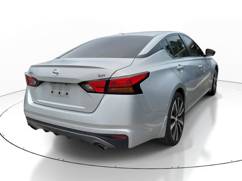 Used 2020 Nissan Altima 2.5 SR FWD image 5