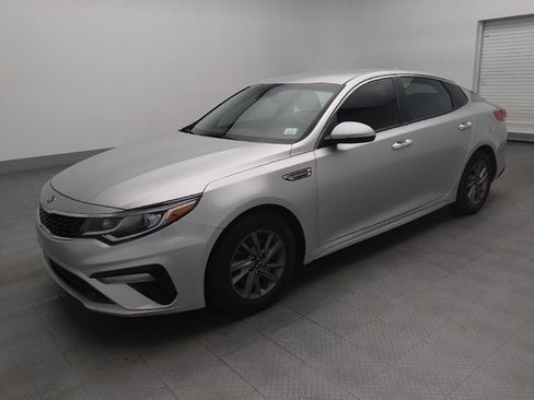 Used 2020 Kia Optima LX image 2
