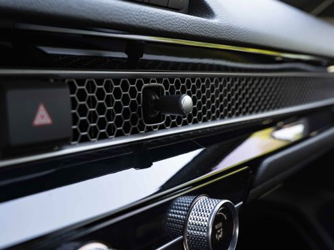 Used 2024 Honda Civic Sport image 31