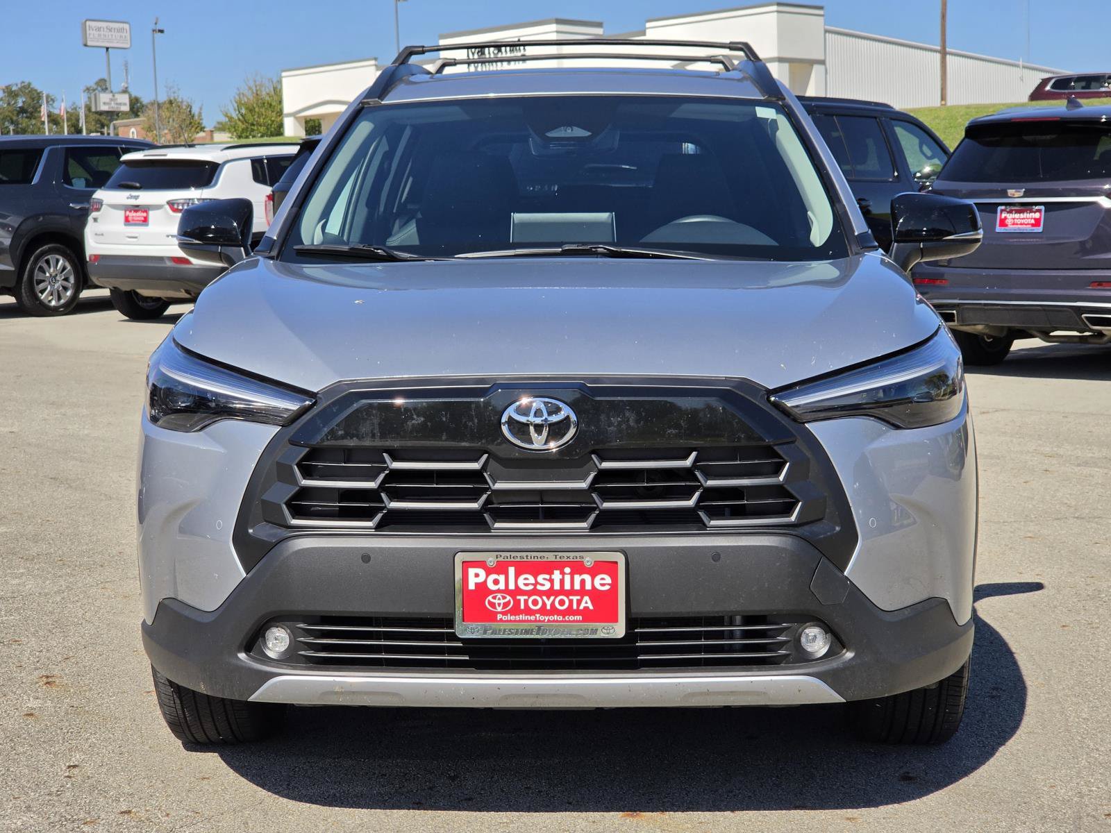 Used 2026 Toyota Corolla Cross XLE w/ Convenience Package FWD image 2