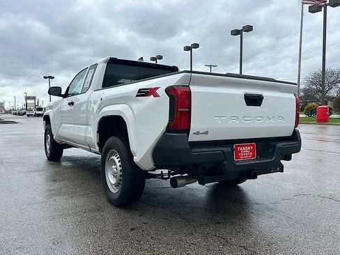 Certified 2025 Toyota Tacoma SR image 3