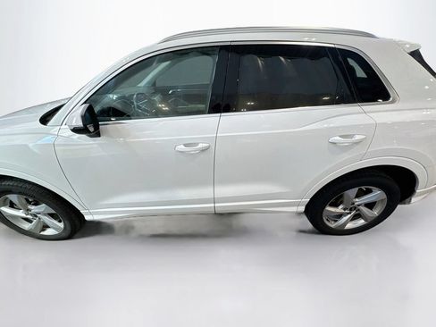 Used 2021 Audi Q3 2.0T Premium w/ Convenience Package AWD/4WD image 8