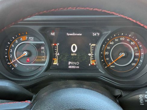 Used 2024 Jeep Wrangler Unlimited Rubicon w/ XTREMEE 35" Tire Package AWD/4WD image 18