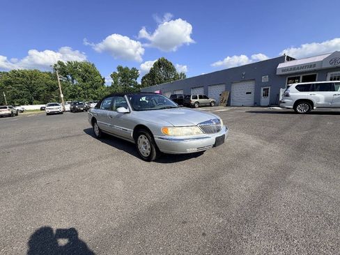 Used 1998 Lincoln Continental FWD image 13