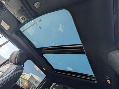 Used 2018 Ford F150 Platinum w/ Equipment Group 701A Luxury image 25