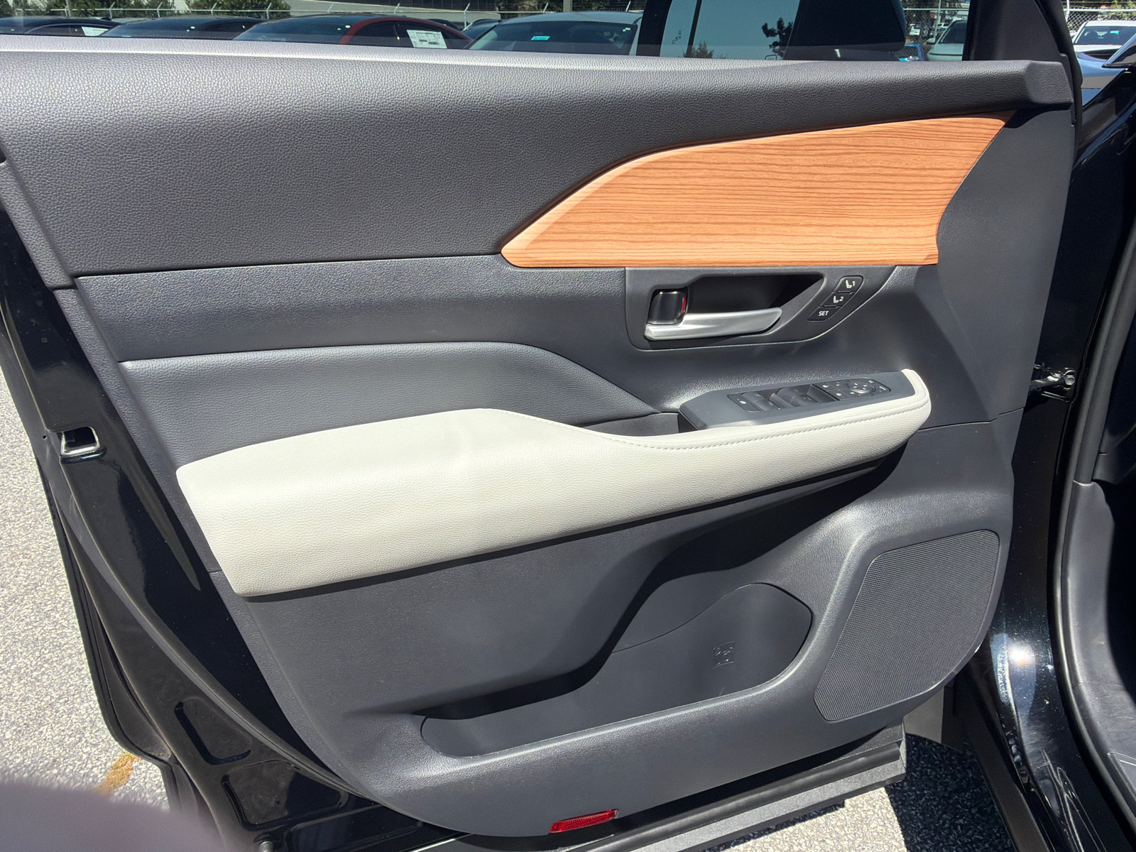 Used 2026 Toyota Grand Highlander AWD image 10