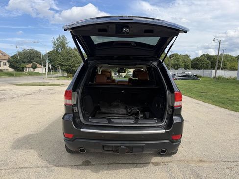 Used 2011 Jeep Grand Cherokee Overland AWD/4WD image 8