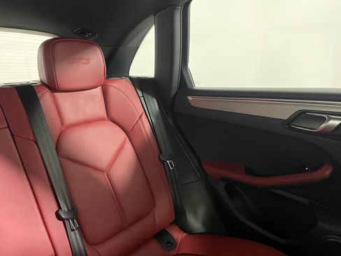 Certified 2020 Porsche Macan GTS image 17