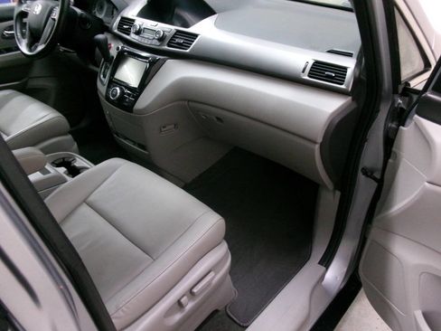 Used 2016 Honda Odyssey EX-L image 23