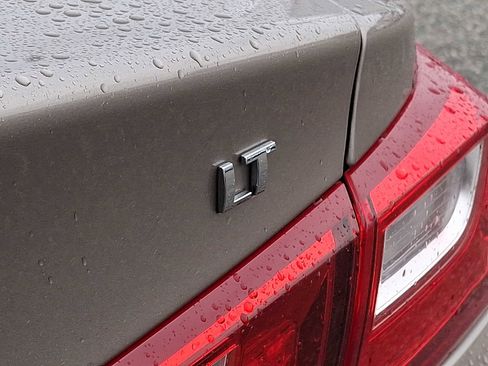 Certified 2024 Chevrolet Malibu LT image 30