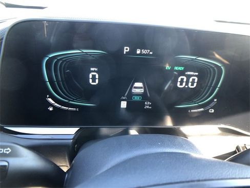 New 2025 Kia Niro EX image 15