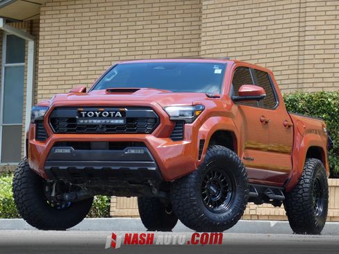 Used 2025 Toyota Tacoma TRD Sport w/ TRD Sport Premium Package AWD/4WD image 87