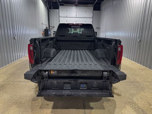 Used 2025 GMC Sierra 3500 Denali Ultimate image 5
