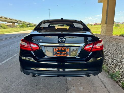 Used 2017 Nissan Altima 2.5 SV FWD image 4