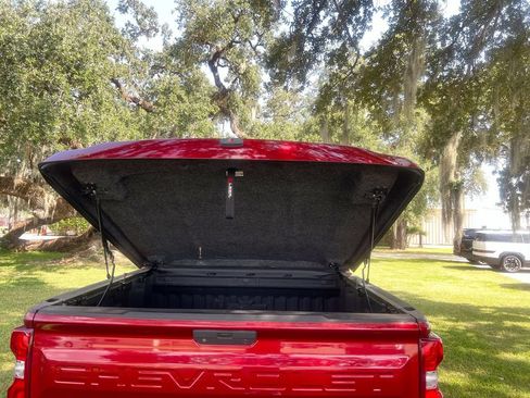 Used 2019 Chevrolet Silverado 1500 RST AWD/4WD image 26