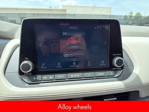 Certified 2023 Nissan Rogue SV FWD image 22