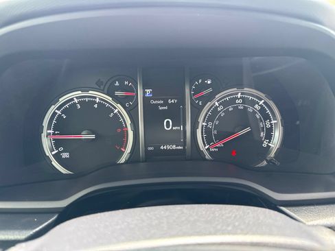 Used 2022 Toyota 4Runner Limited AWD/4WD image 20