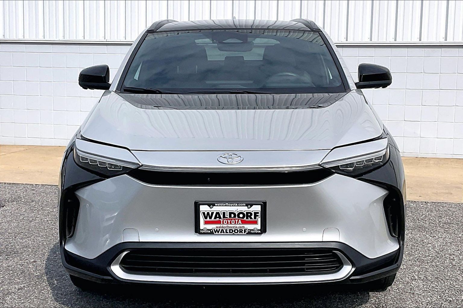Used 2023 Toyota bZ4X AWD w/ Weather Package image 3