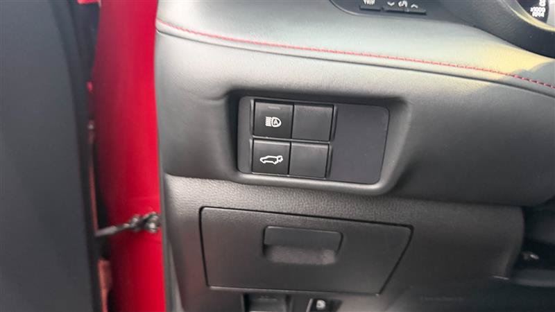 Used 2021 Toyota Highlander XSE AWD/4WD image 28