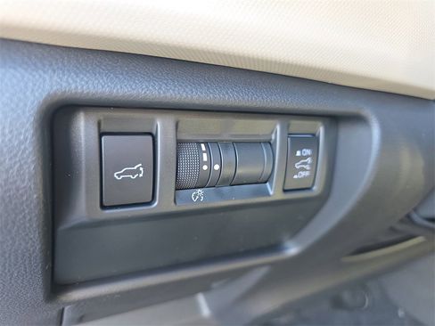New 2026 Subaru Forester Premium image 31