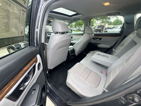 Used 2017 Honda CR-V Touring image 31