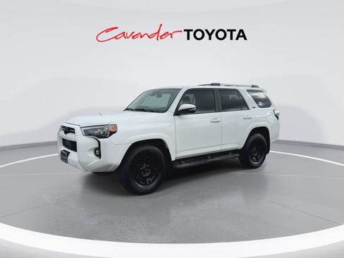 Certified 2021 Toyota 4Runner SR5 Premium w/ Moonroof Package RWD image 4
