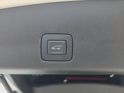 Used 2024 Chevrolet TrailBlazer RS w/ Convenience Package FWD image 6