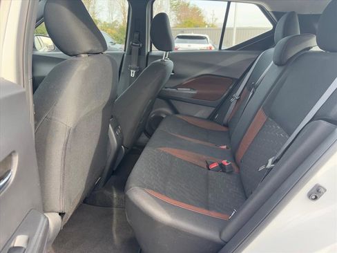 Used 2024 Nissan Kicks SR image 12