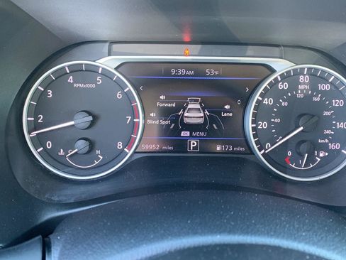 Used 2023 Nissan Sentra SV image 6