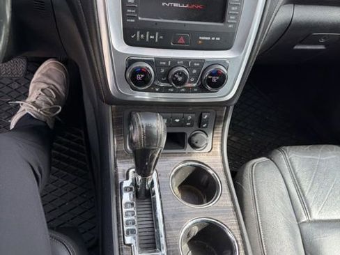 Used 2013 GMC Acadia SLT image 4