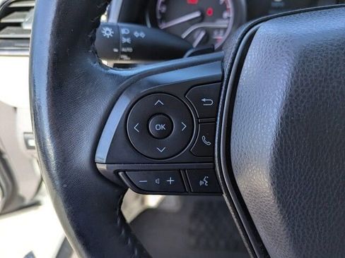 Used 2021 Toyota Camry SE w/ Convenience Package image 21