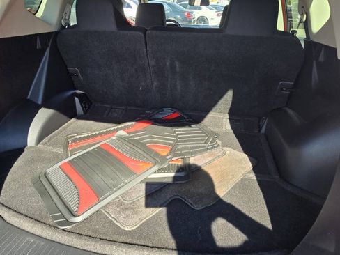 Used 2014 Nissan Rogue S w/ Convenience Package FWD image 23