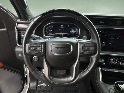 Used 2023 GMC Sierra 1500 Denali Ultimate AWD/4WD image 10