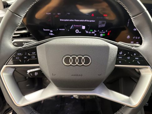 Used 2025 Audi Q5 Premium Plus w/ Premium Plus AWD/4WD image 22
