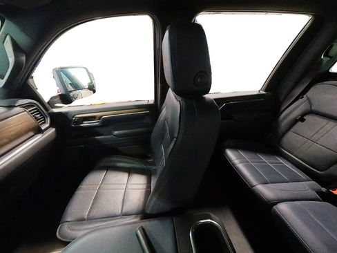 Used 2024 Chevrolet Silverado 3500 High Country w/ High Country Premium Package image 46