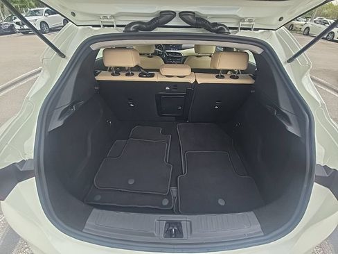 Used 2019 INFINITI QX30 w/ Navigation Package FWD image 32