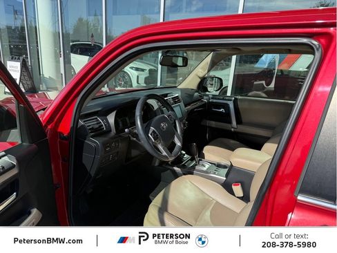 Used 2018 Toyota 4Runner Limited AWD/4WD image 8