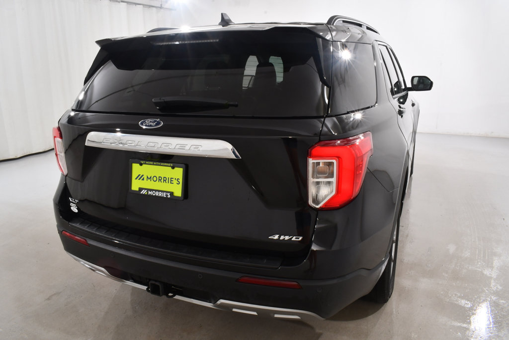 Used 2024 Ford Explorer XLT w/ Equipment Group 202A AWD/4WD image 12