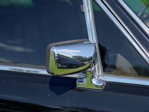 Used 1991 Rolls-Royce Silver Spur II image 38