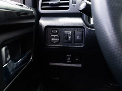 Used 2022 Toyota 4Runner TRD Off-Road AWD/4WD image 13