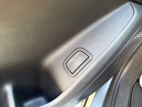 Used 2024 Chevrolet Traverse Z71 w/ LPO, Floor Liner Package AWD/4WD image 22