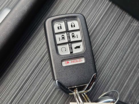 Used 2023 Honda Odyssey Sport image 34